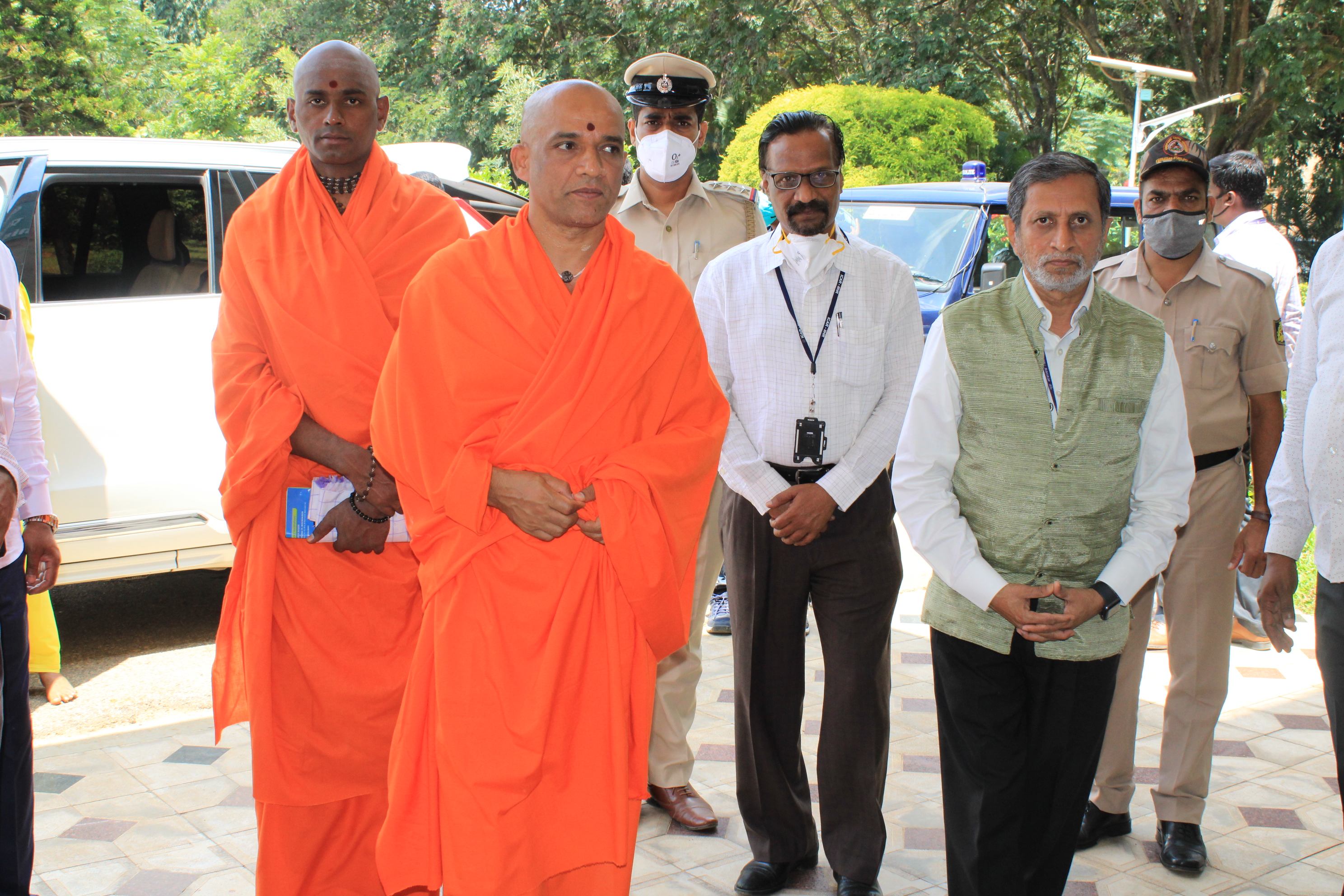 Visit of Sri Sri Sri Dr. Nirmalanandanatha Maha Swamiji, Adichunchanagiri Maha Samsthana Math to ICAR-IIHR, Bengaluru on 06-10-2020