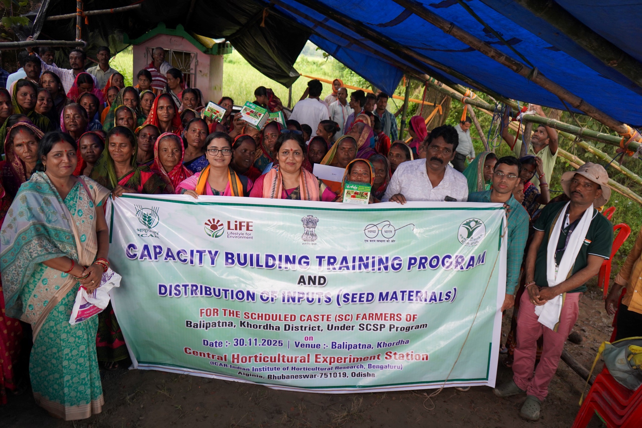 ICAR–IIHR–CHES, Bhubaneswar organised Training Program and Input Distribution at Balipatna Under SCSP Scheme 